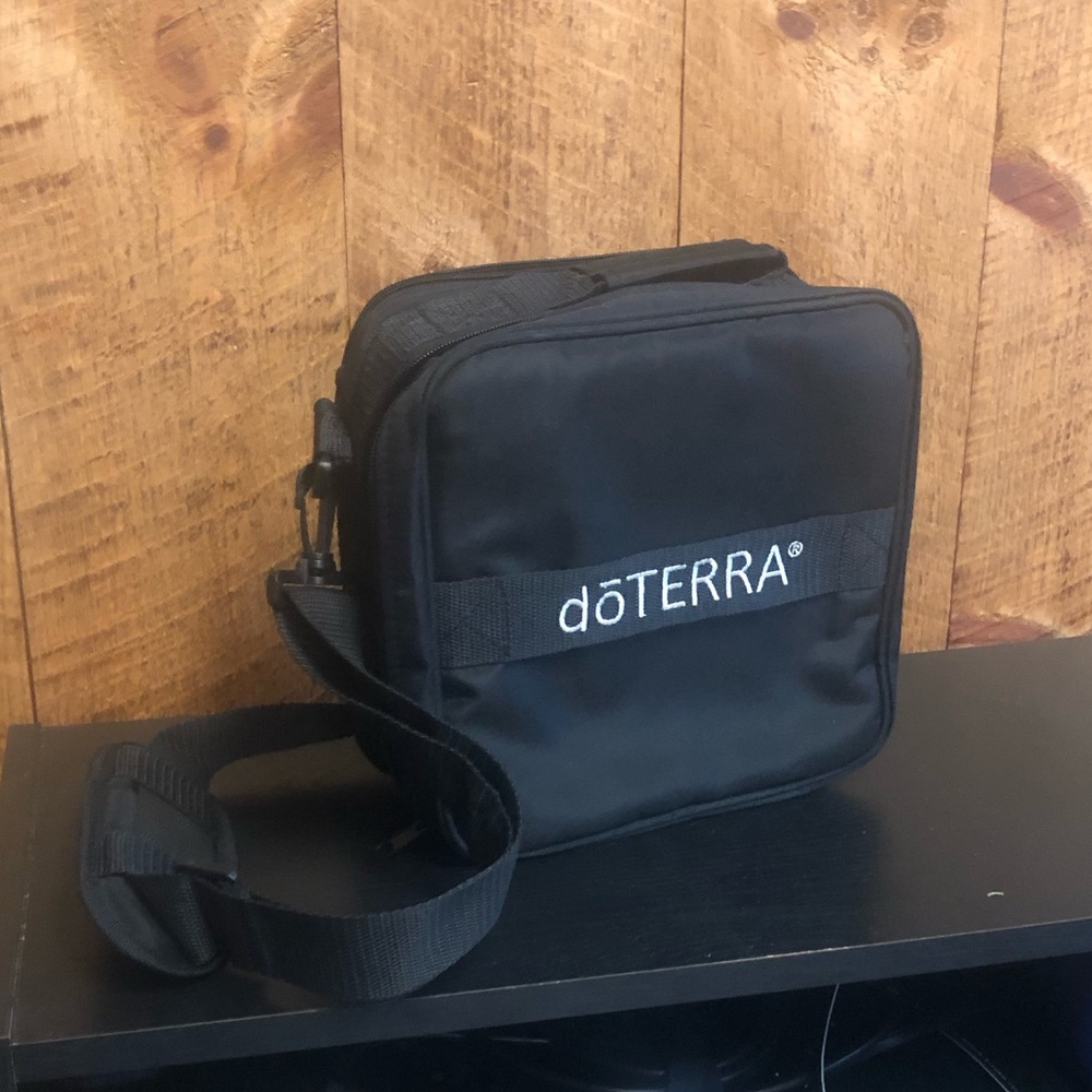 Doterra oils carry bag